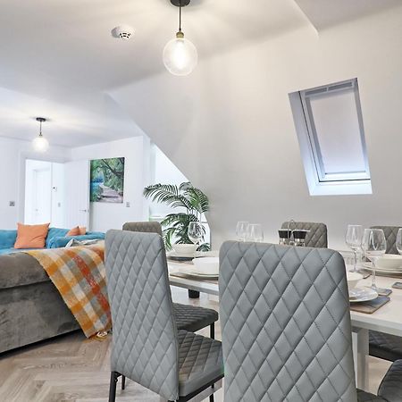 Writtle Massive 4 Bedroom Apartment With Parking In Gorgeous Countryside Location & Short Drive To Chelmsford City Centre Contractors Welcome Экстерьер фото